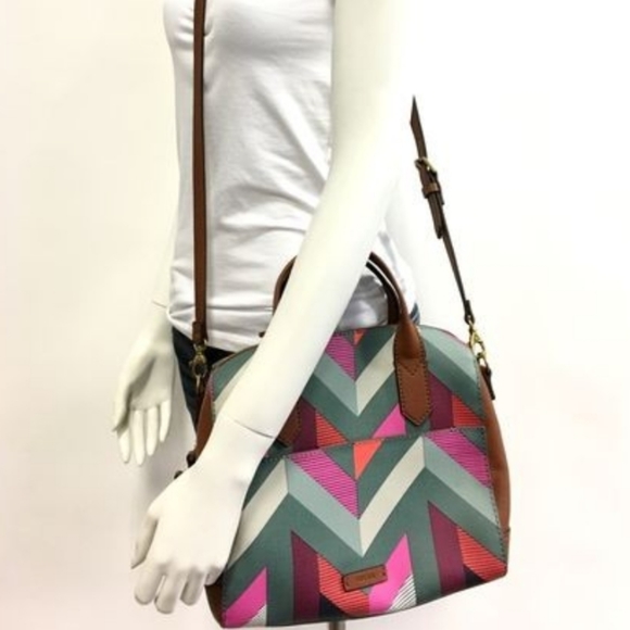 Fossil Fiona Satchel with Key Fob END OF YEAR CLEARANCE EXTRAVAGANZA - Picture 2 of 8